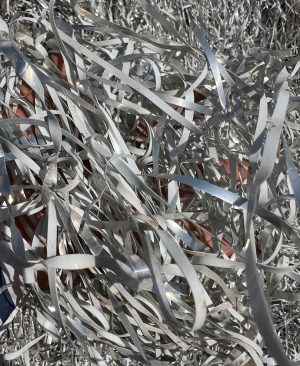 پوشال نقره ای کیلویی. بدون چسبندگی به وسایل. فروش عمده تماس بگیرید